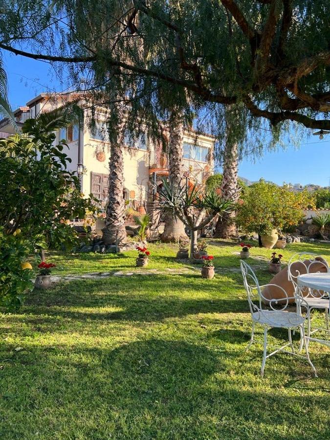 Bed and Breakfast La Capanna Di Giuseppe E Maria Taormina Exteriér fotografie